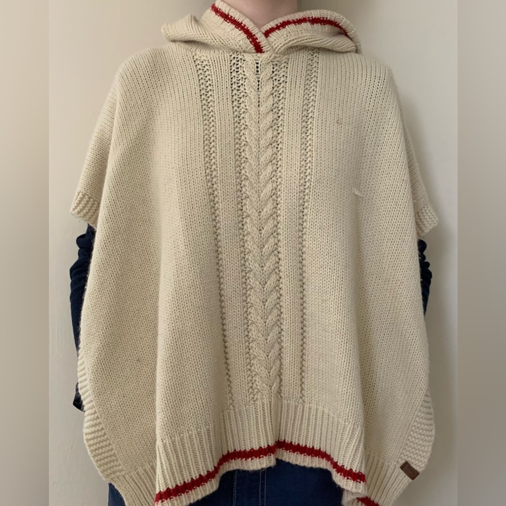 Roots Knit Hooded Poncho (cream, size XS-M)